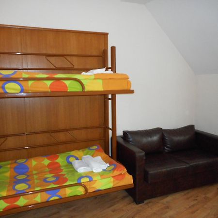 Tes Royal Plaza Apartments Borowec Zewnętrze zdjęcie