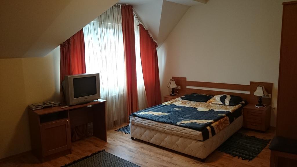 Tes Royal Plaza Apartments Borowec Zewnętrze zdjęcie